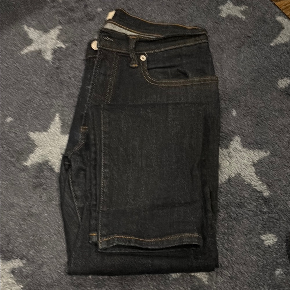 Gaps Men's Dark Wash Jeans